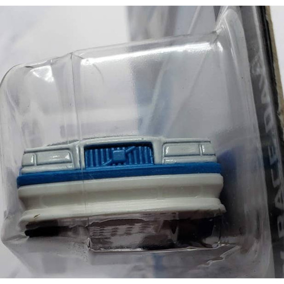 Hot Wheels 2020 HW Race Day 2/10 White Volvo 850 Estate With Black 10sp Wheels - Picture 6 of 8